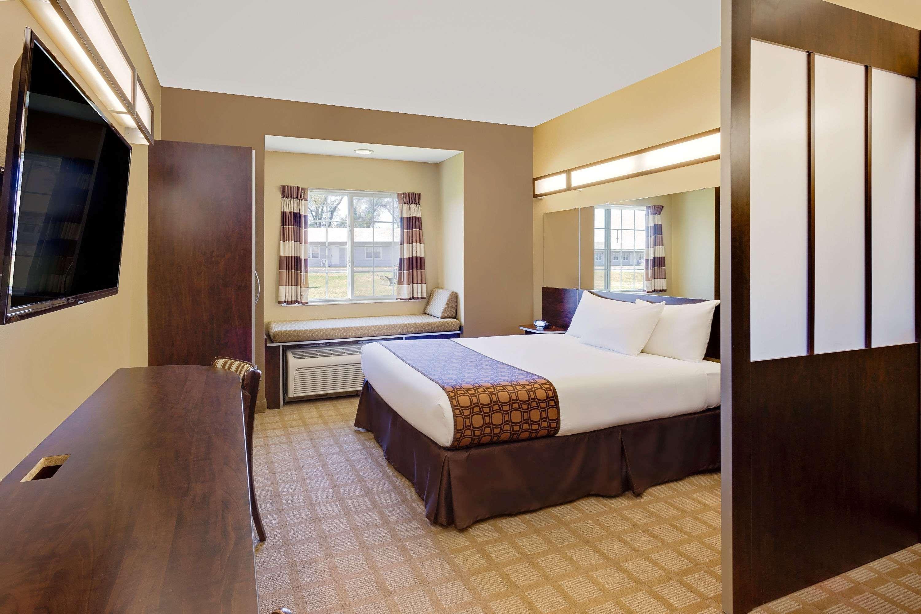 Microtel Inn & Suites By Wyndham Prairie Du Chien Dış mekan fotoğraf